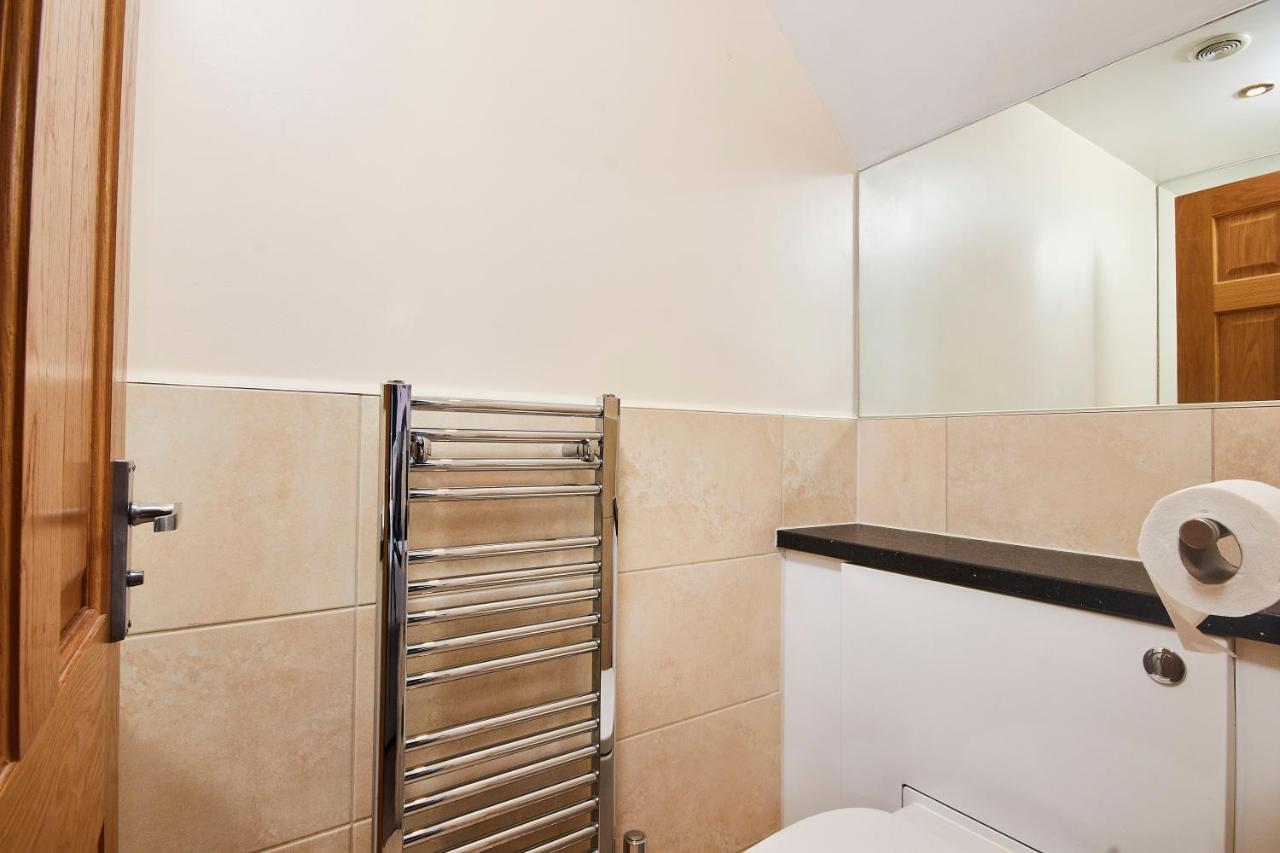 Striking Monroe Suite! Bath Zewnętrze zdjęcie